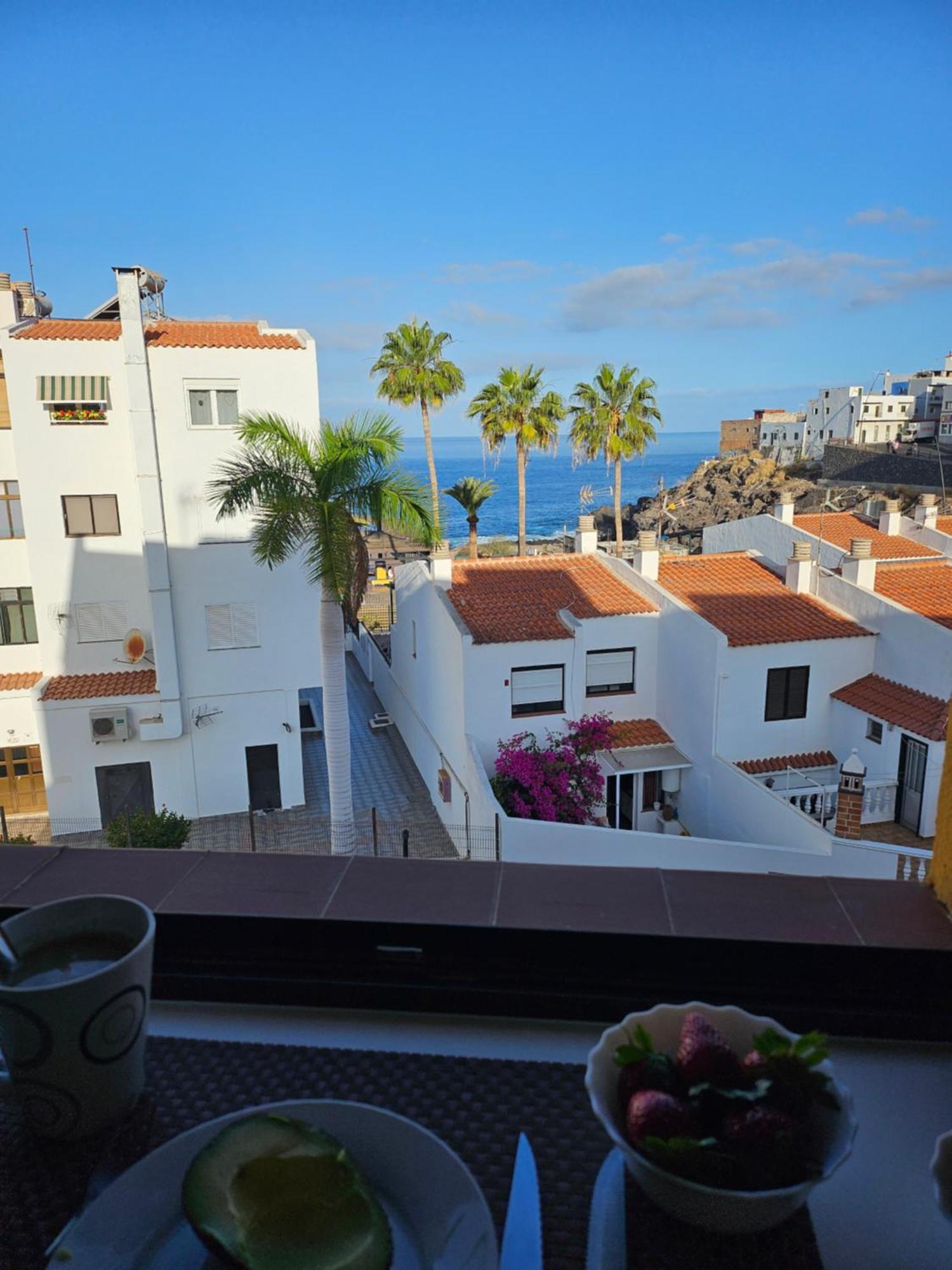 Familienwohnung mit 3 Schlafzimmern nahe Los Gigantes unmittelbar am Ozean Puerto de Santiago  Exterior foto